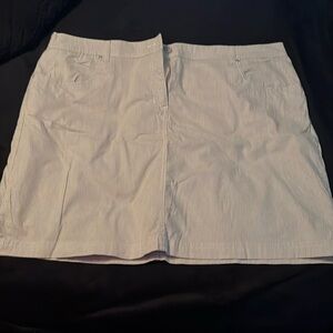 Light brown & white skort. Size 18